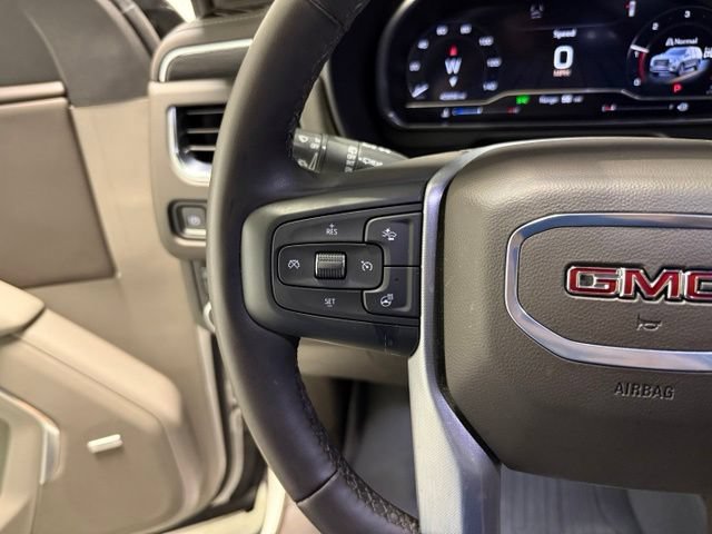 Certified 2024 GMC Yukon SLT w/ SLT Luxury Package AWD/4WD image 18