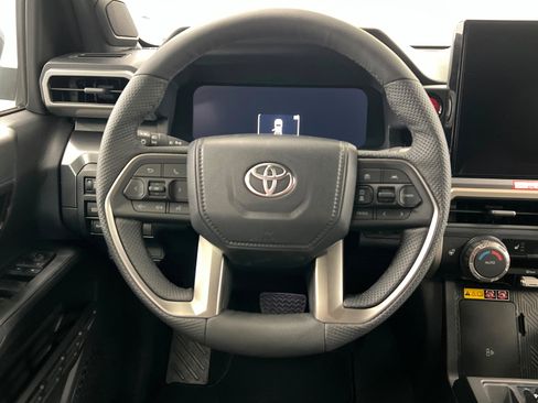 New 2026 Toyota Tacoma TRD Off-Road AWD/4WD image 12