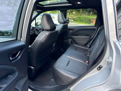 Used 2025 Subaru Forester Limited AWD/4WD image 23
