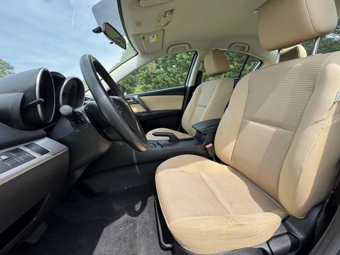 Used 2012 MAZDA MAZDA3 i Touring image 15