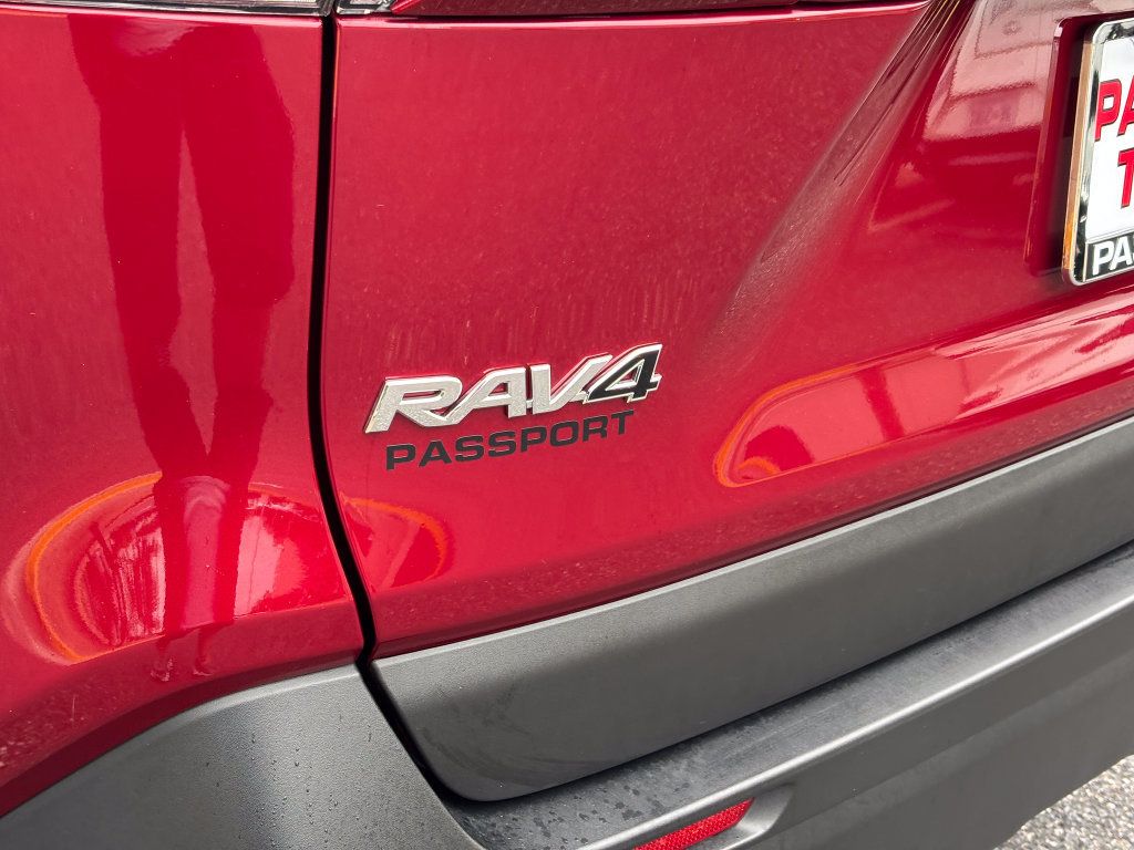 Certified 2025 Toyota RAV4 XLE AWD/4WD image 12