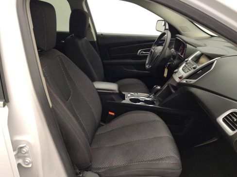 Used 2017 GMC Terrain SLE FWD image 21
