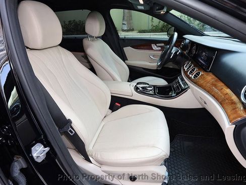 Used 2018 Mercedes-Benz E 400 4MATIC Wagon w/ Premium 2 Package (Q02) image 26