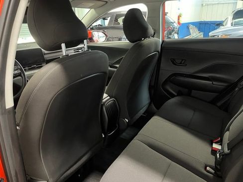 Used 2024 Hyundai Kona SE FWD image 18