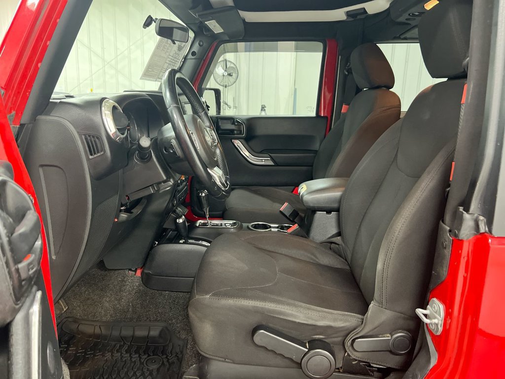 Used 2015 Jeep Wrangler Sport AWD/4WD image 18