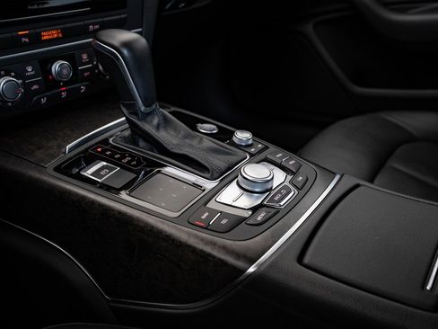 Used 2017 Audi A6 2.0T Premium image 37