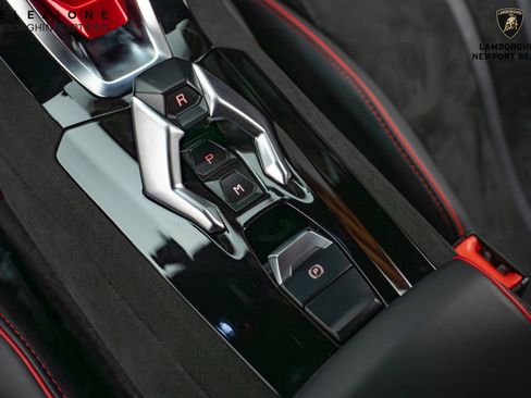 Used 2023 Lamborghini Huracan Tecnica image 30