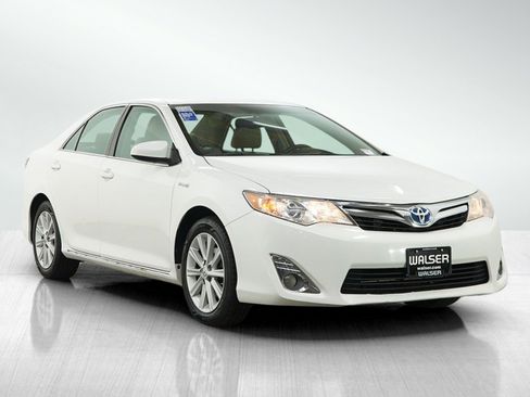 Used 2013 Toyota Camry XLE w/ Leather Pkg FWD image 7