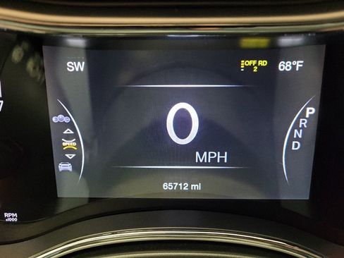 Used 2020 Jeep Grand Cherokee Summit AWD/4WD image 23