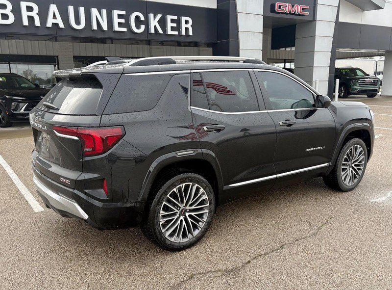 New 2027 GMC Terrain Denali AWD/4WD image 3