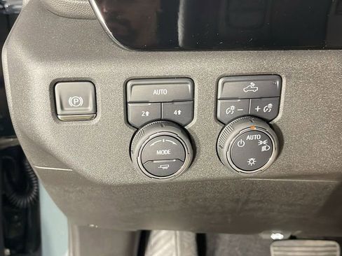 New 2025 Chevrolet Silverado 1500 LT image 26