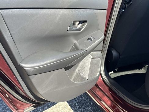 Certified 2024 Nissan Sentra SV image 12