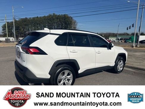 Used 2021 Toyota RAV4 XLE image 2