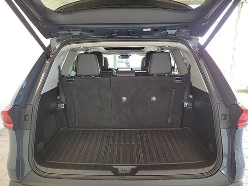 Used 2024 Toyota Grand Highlander Limited image 19