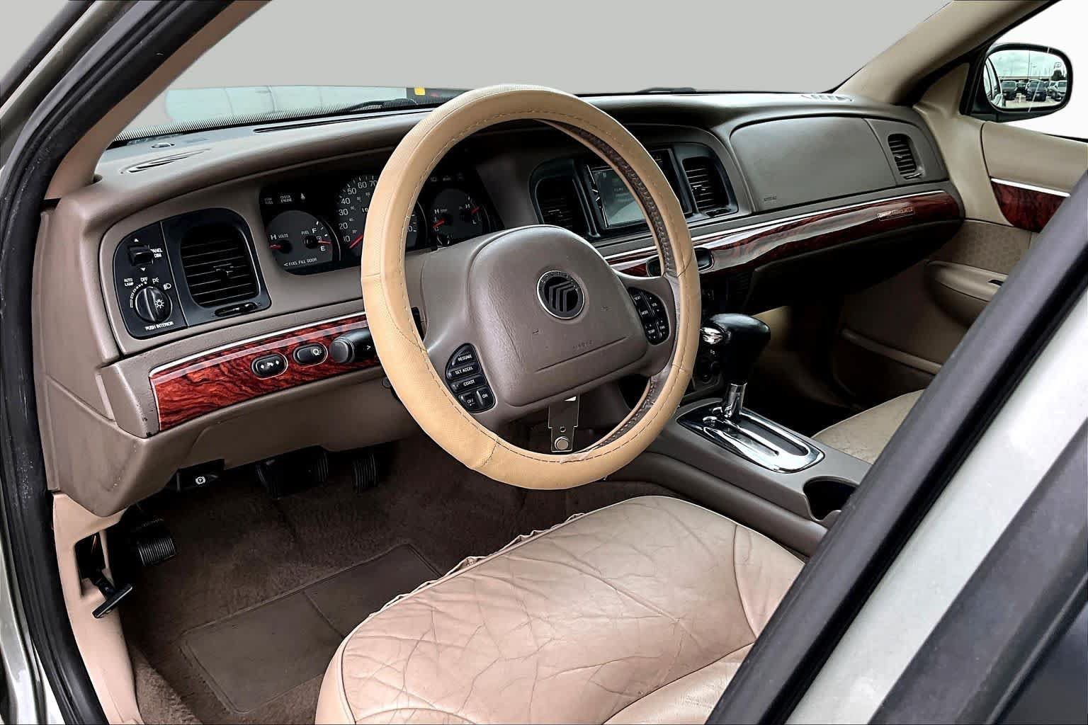 Used 2002 Mercury Grand Marquis LS RWD image 15
