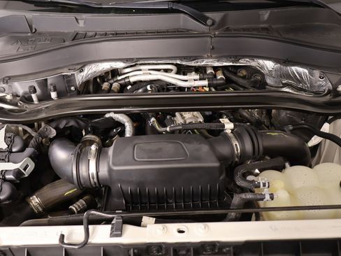 Used 2020 Ford Explorer ST w/ ST Street Pack image 21