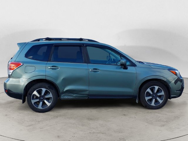 Used 2018 Subaru Forester 2.5i Premium AWD/4WD image 4