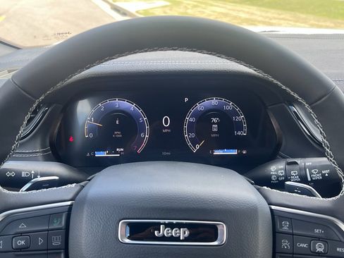 New 2026 Jeep Grand Cherokee Limited w/ Limited Altitude Package RWD image 22
