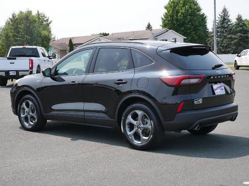 Certified 2025 Ford Escape ST-Line Select AWD/4WD image 3