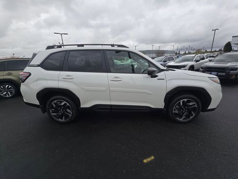 New 2025 Subaru Forester Limited AWD/4WD image 4
