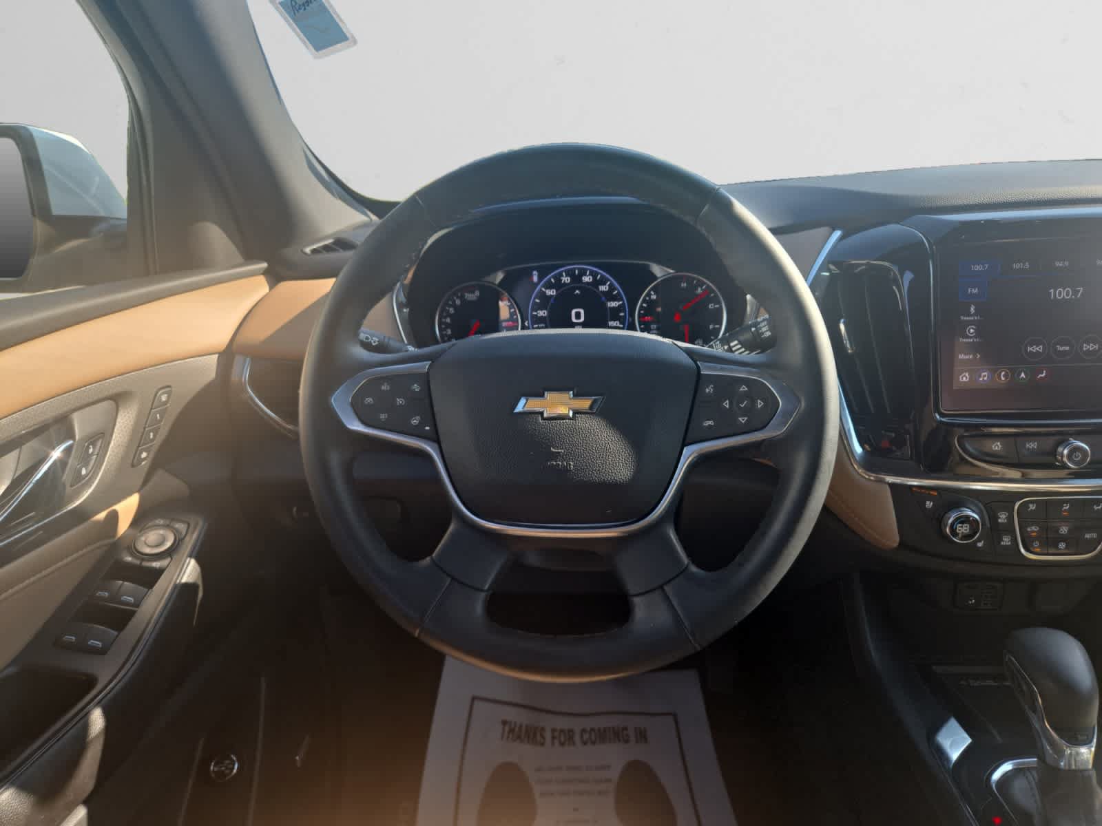 Used 2023 Chevrolet Traverse Premier FWD image 12