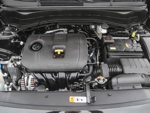 Certified 2024 Kia Seltos S FWD image 29