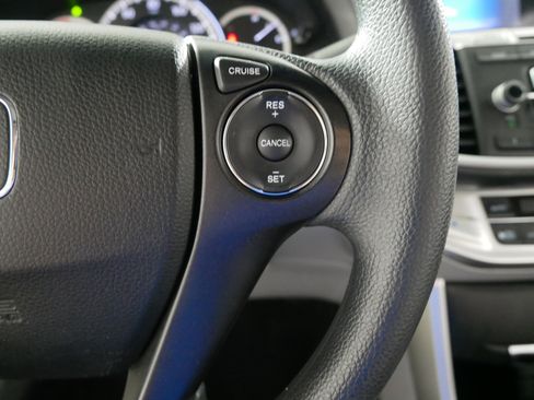 Used 2013 Honda Accord EX image 28