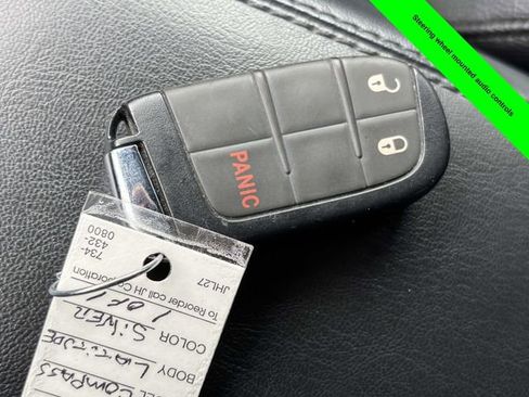 Used 2024 Jeep Compass Latitude image 22