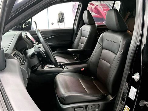 Used 2023 Honda Ridgeline Black Edition image 9