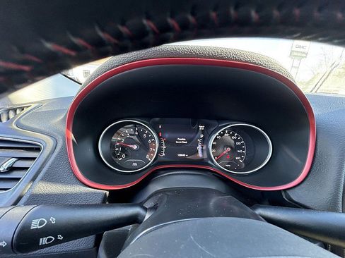 Used 2019 Jeep Compass Trailhawk image 11