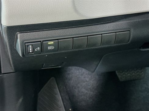 Used 2026 Toyota Corolla LE image 17