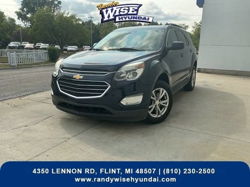Used 2017 Chevrolet Equinox LT w/ Convenience Package AWD/4WD image 4