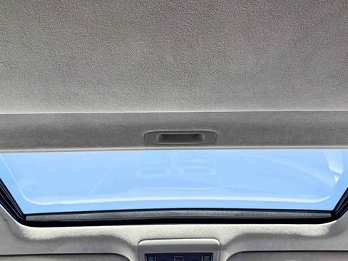 Used 2015 Lexus LS 460 L w/ Ultra Luxury Package image 15