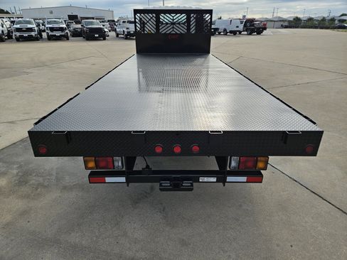 New 2026 Isuzu NPR RWD image 21