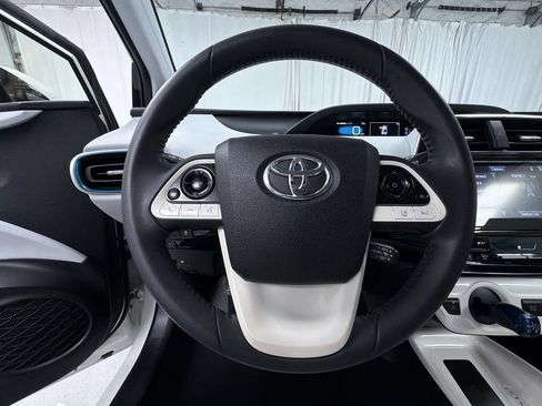 Used 2017 Toyota Prius Four FWD image 24