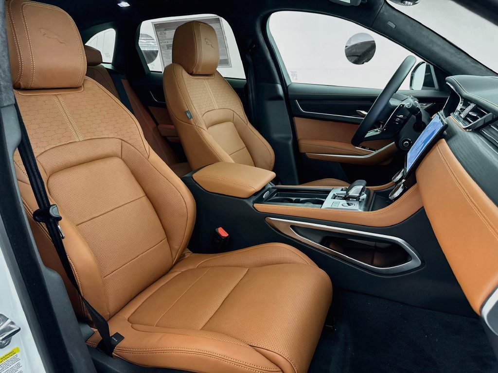 New 2026 Jaguar F-PACE R-Dynamic S AWD/4WD image 29