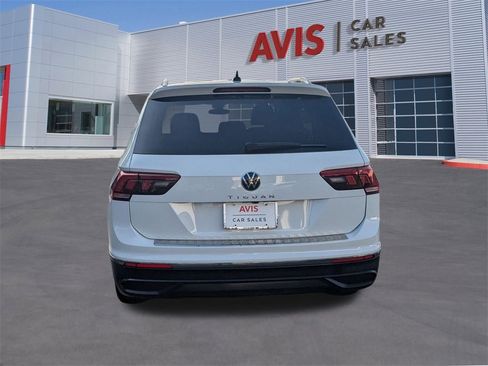 Used 2024 Volkswagen Tiguan Wolfsburg Edition image 9