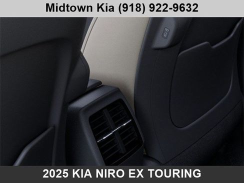 New 2025 Kia Niro EX Touring FWD image 26
