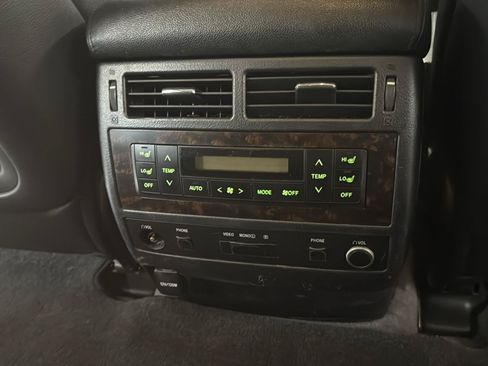 Used 2013 Toyota Land Cruiser AWD/4WD image 56
