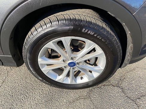 Used 2018 Ford Escape SEL image 14