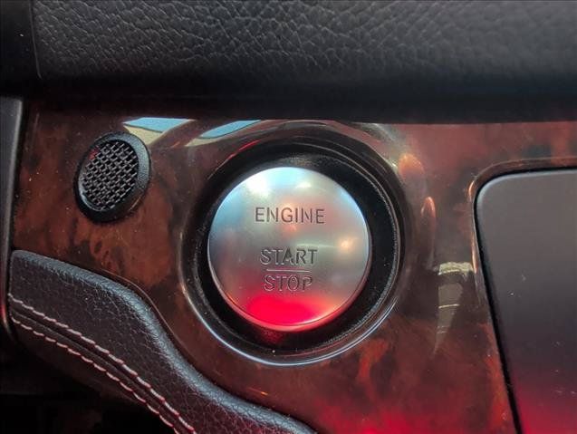 Used 2013 Mercedes-Benz SL 550 image 14