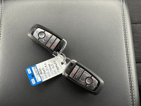 Used 2025 Ford F150 XLT w/ Equipment Group 302A MID image 11