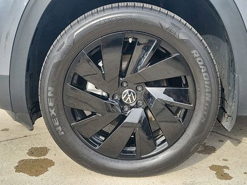 Used 2024 Volkswagen Atlas SE image 10