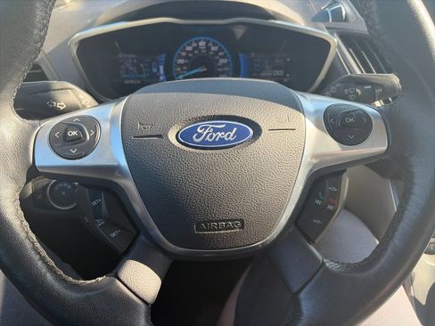 Used 2017 Ford C-MAX Energi SE w/ Equipment Group 402A FWD image 24