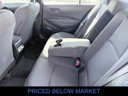 Used 2025 Toyota Corolla LE FWD image 7