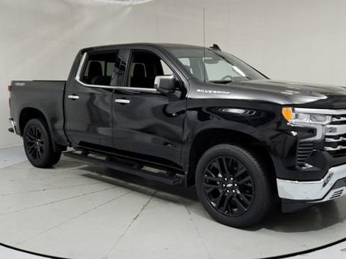 Used 2024 Chevrolet Silverado 1500 LTZ w/ LTZ Premium Package image 7