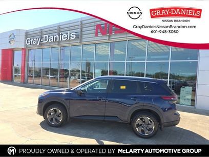 Used 2025 Nissan Rogue SV w/ SV Premium Package