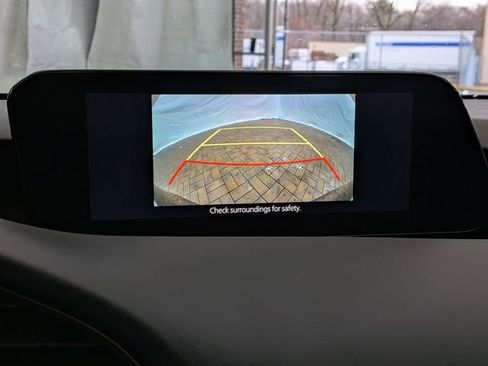 Used 2021 MAZDA MAZDA3 s image 33