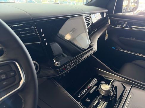 New 2026 Jeep Grand Wagoneer Summit w/ Premium Group III image 15