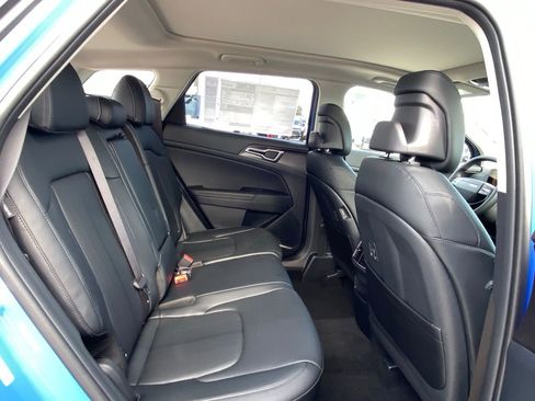 New 2026 Kia Sportage EX image 22